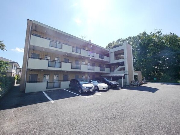 ヴィラ・リビエールIIの物件内観写真